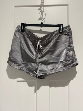 HURLEY womens / juniors silver boardshorts size 11
